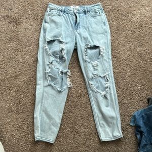 Hollister Curvy High-Rise Mom Jean 9L W29L29 EUC